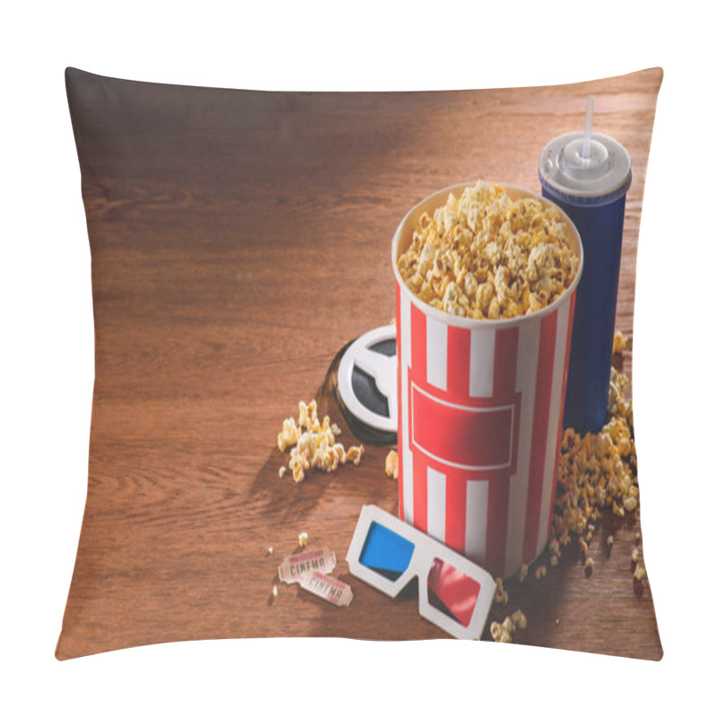 Personality  Close Up View Of Paper Bucket With Popcorn, Soda Drink, 3d Glasses On Wooden Tabletop Pillow Covers