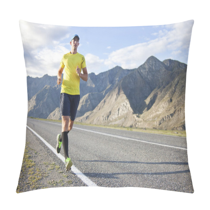 Personality  Young Man Running On Mountain Road Pillow Covers