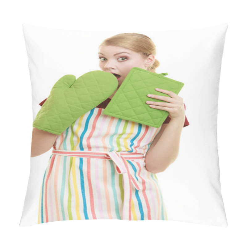 Personality  Housewife In Kitchen Apron Surprised Face Wide Eyes Pillow Covers