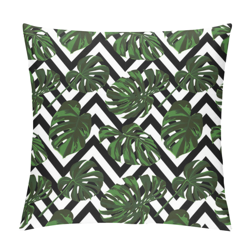 Personality  Tropical Print. Jungle Seamless Pattern. Vector Tropic Summer Motif With Hawaiian Flowers.  Pillow Covers