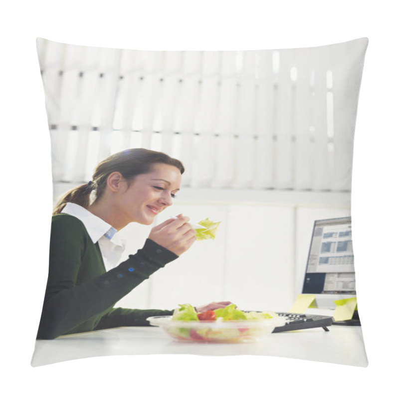 Personality  Businesswoman On The Phone Pillow Covers