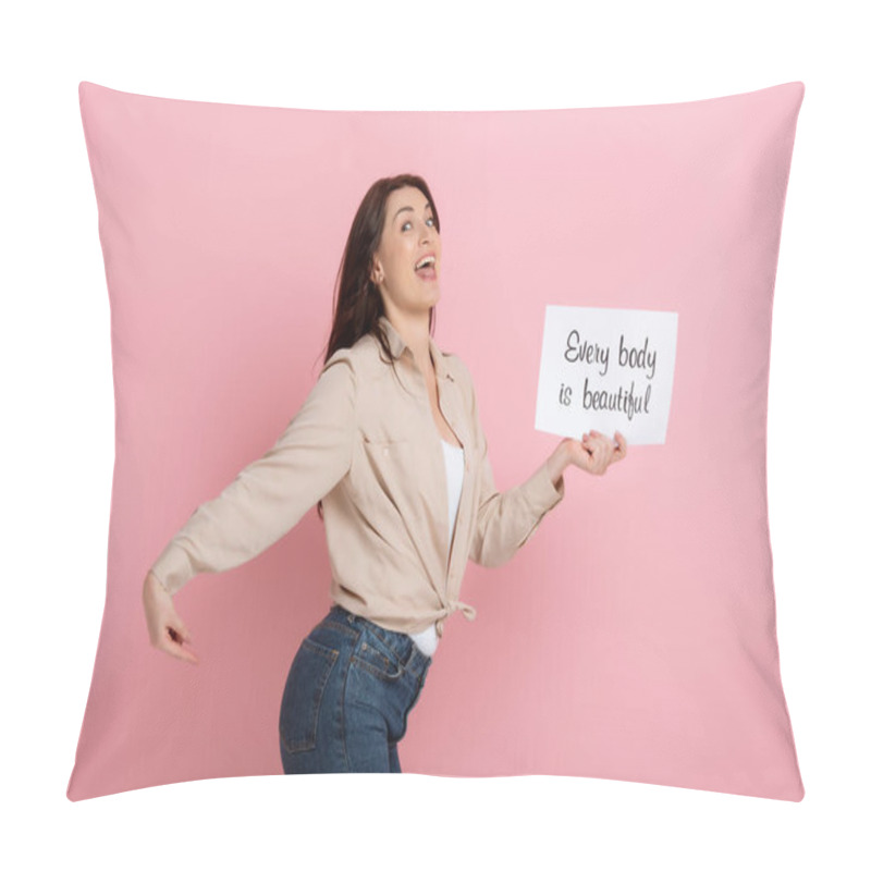 Personality  Happy Woman Pointing With Finger On Butt While Holding Card With Every Body Is Beautiful Lettering On Pink Background Pillow Covers