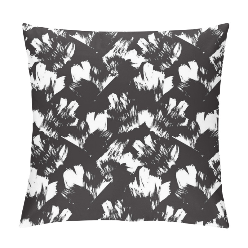 Personality  Abstract Brush Strokes Seamless Pattern Pillow Covers