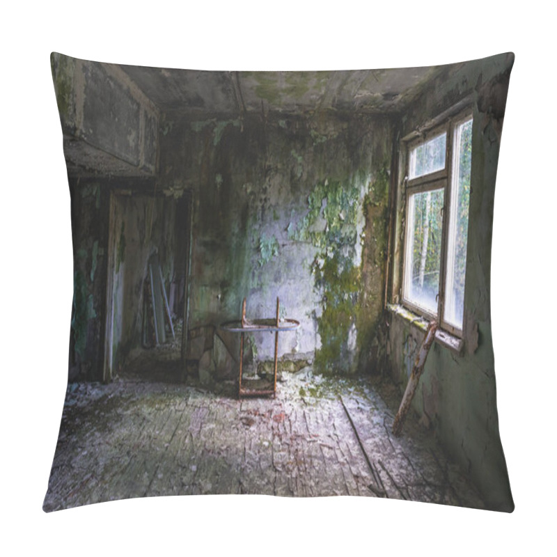 Personality  Hosptal In Pripyat Pillow Covers