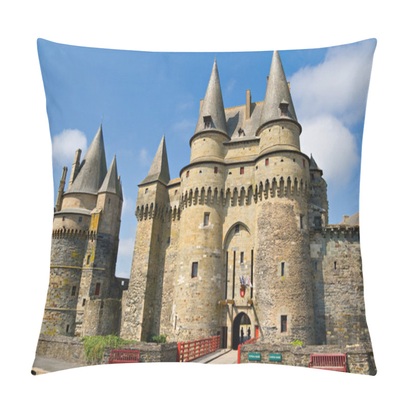 Personality  Medieval Castle In Vitre Pillow Covers