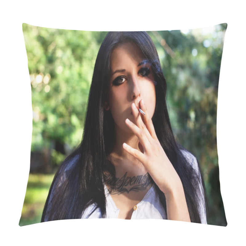 Personality  Young Girl With Tattoo Smokes Pillow Covers