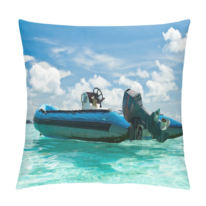 Personality  Boat In Tropical Sea Pillow Covers