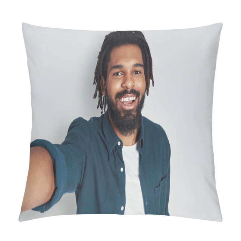 Personality  Self Portrait Of Handsome Young African Man Looking At Camera And Smiling While Standing Against Grey Background Pillow Covers