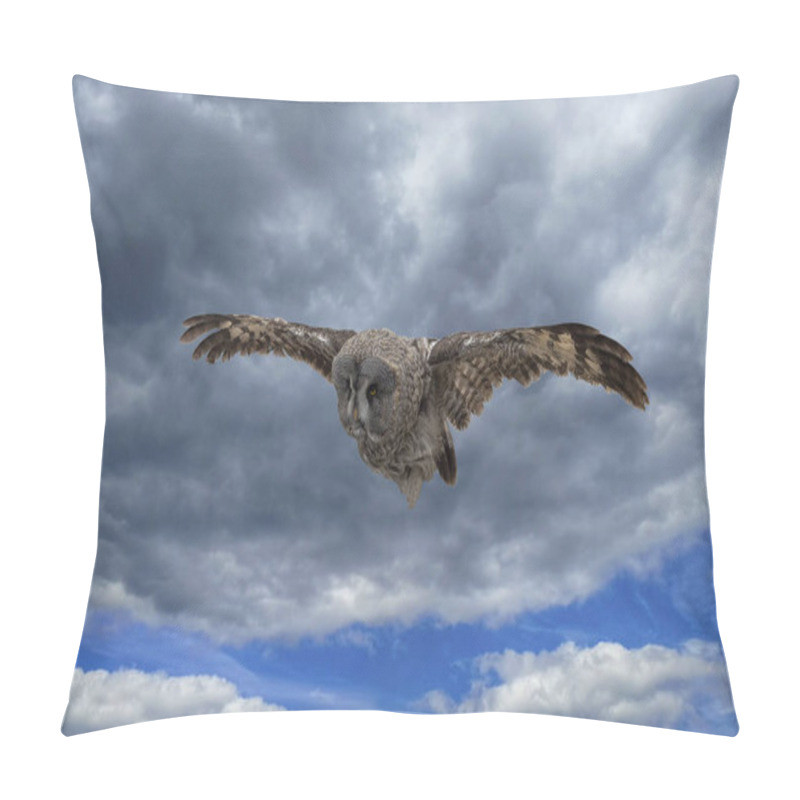 Personality  Owl Flies In Sky. Against Backdrop Of Gloomy Gray Skies. Front View From Below. Pillow Covers