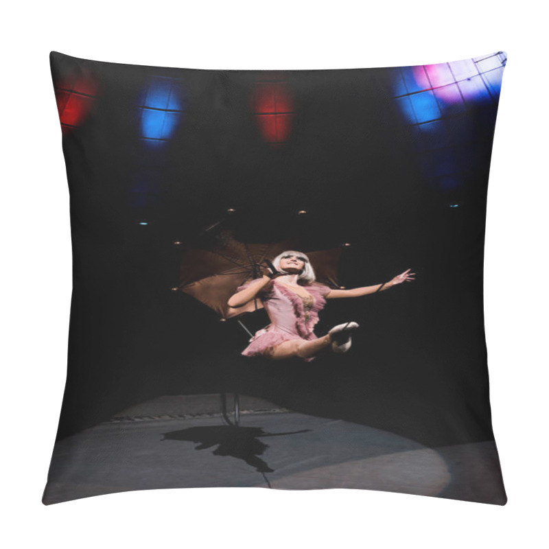 Personality  Happy Aerial Acrobat Holding Umbrella And Doing Splits On Rope  Pillow Covers