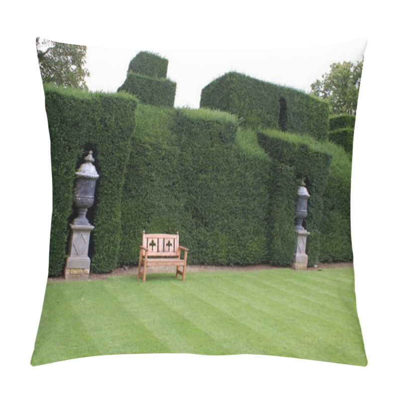 Personality  Bench And Sculptured Urn, Sudeley Castle Garden, Winchcombe, England Pillow Covers