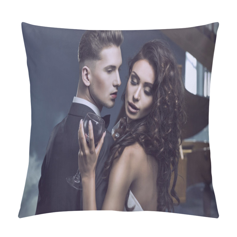 Personality  Sexy Couple Hugging Pillow Covers