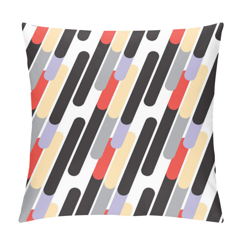 Personality  Diagonal Geometric Lines Memphis Seamless Pattern, Fabric Print. Modern Vector Abstract Seamless Pattern With Geometric Diagonal Shapes On The Striped Background. Memphis Style. Pillow Covers