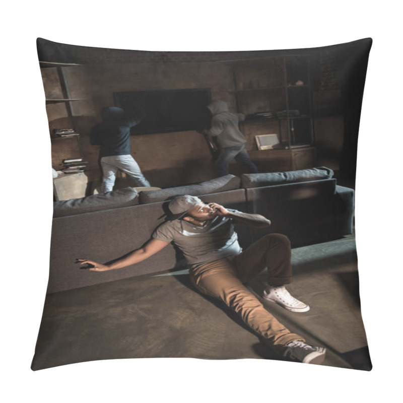 Personality  Burglars And Scared Man Pillow Covers