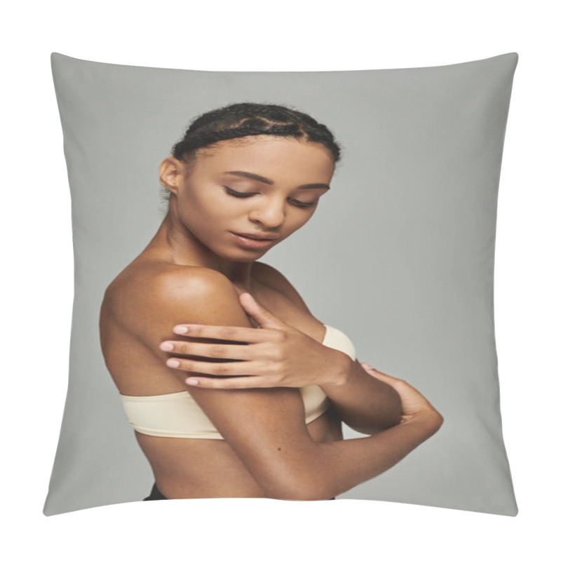 Personality  Young African American Woman In Strapless Top With Arm Around Her Shoulder, Showing Self-love On Grey Background. Pillow Covers