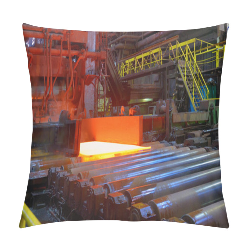 Personality  Hot Steel Sheet On Conveyor Pillow Covers