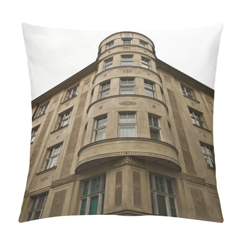 Personality  Cylinder Prague Architecture Pillow Covers