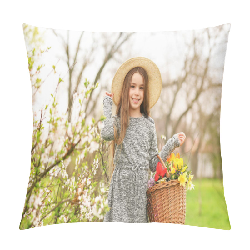 Personality  Pretty Little Girl With Hat  Pillow Covers