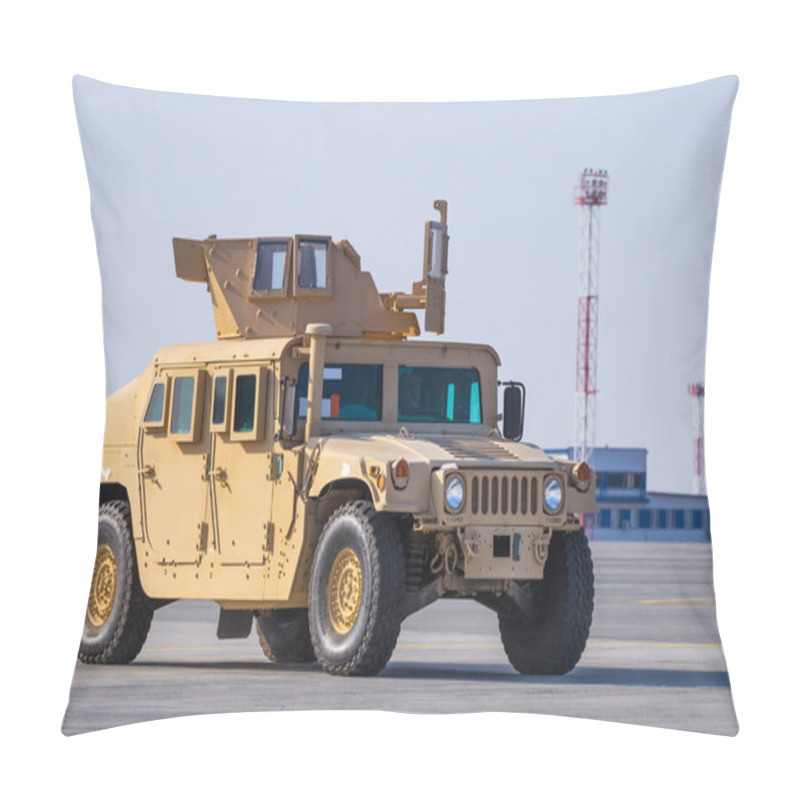 Personality  US Military Assistance To Ukraine Pillow Covers