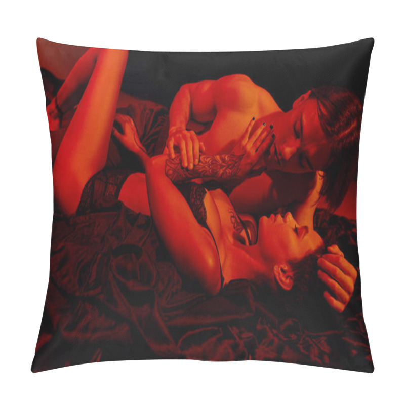 Personality  Sexy Tattooed Woman And Young Shirtless Man Embracing On Black Silk Bedding In Red Light Pillow Covers