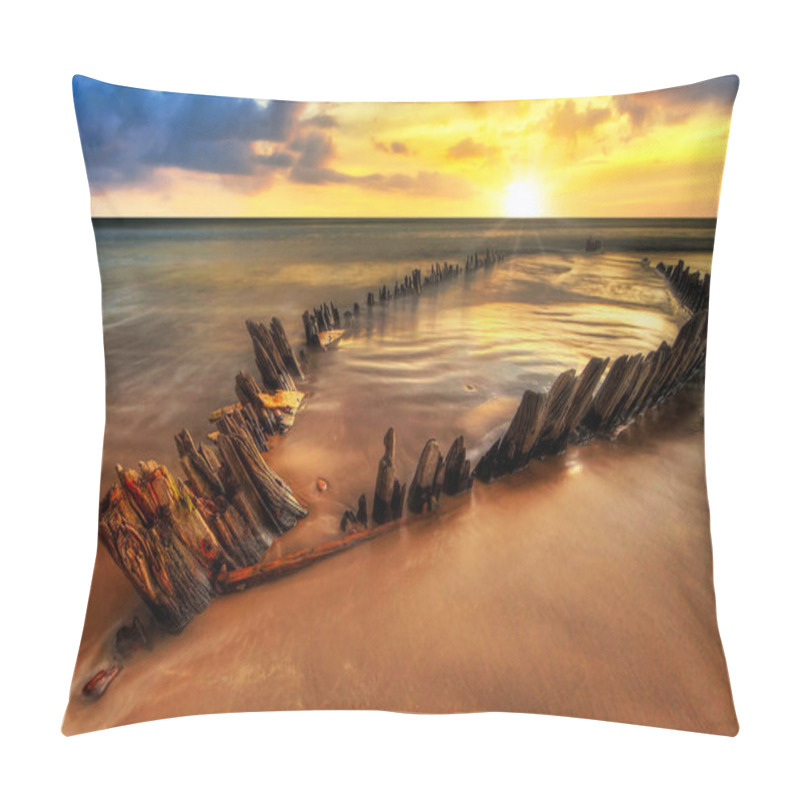 Personality  Ship Wreck On The Rossbeigh Beach In Co. Kerry At Sunset, Ireland Pillow Covers