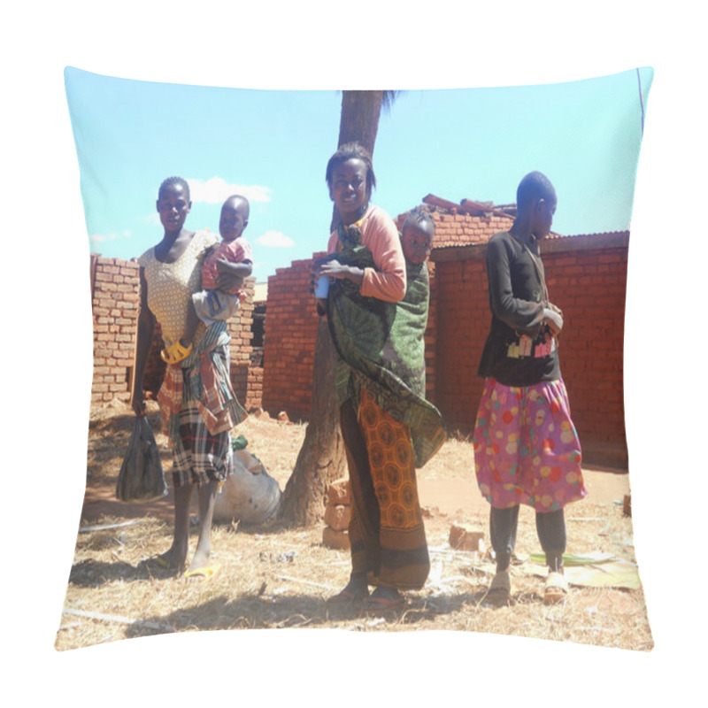 Personality  Smile For Africa 038 - Moments Of Everyday Life Of African Child Pillow Covers