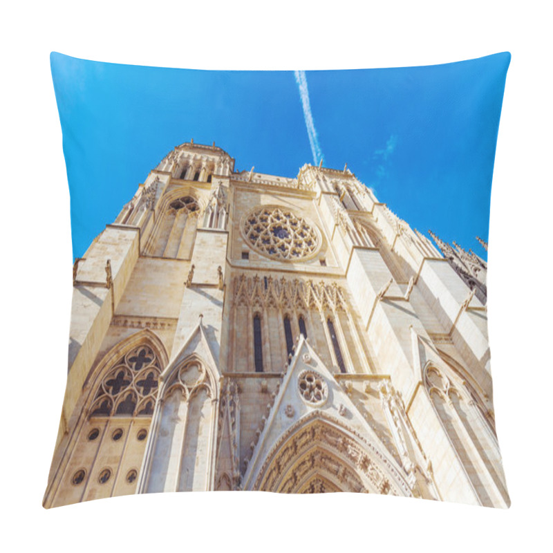 Personality  High Gothic Bell Tower Of Catherdal, Bordeaux Pillow Covers