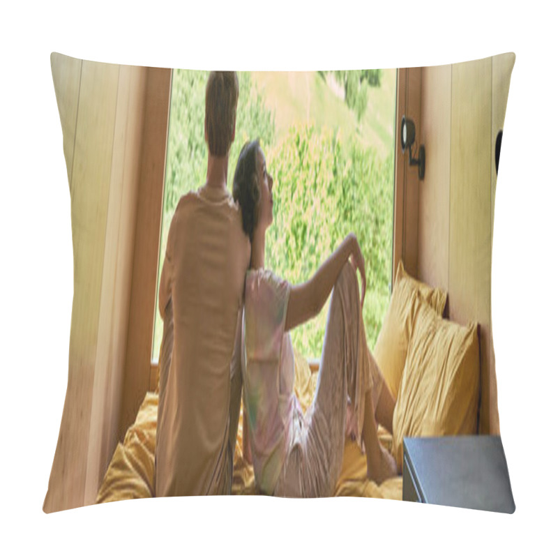 Personality  Asian Woman Sitting On Bed And Leaning On Shoulder Of Boyfriend, Relaxing Together, Banner Pillow Covers