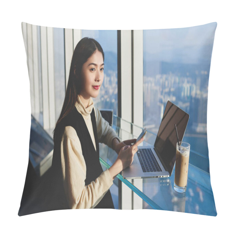 Personality  Young Asian Businesswoman Pillow Covers