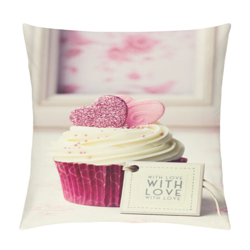 Personality  Valentine Cupcake Pillow Covers