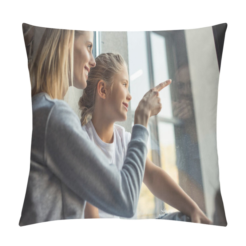 Personality  Family Looking Out Window Pillow Covers