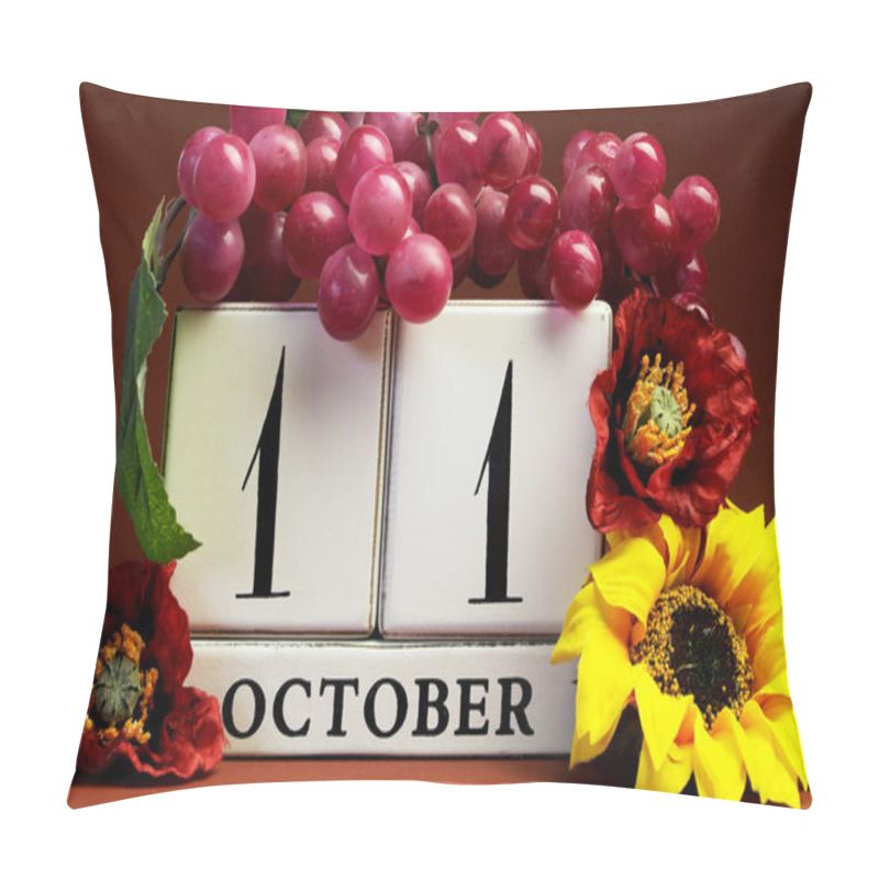 Personality  Seasonal Save The Date Calendar For Individual October Date Pillow Covers