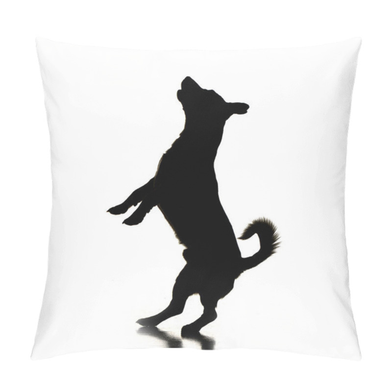 Personality  Silhouette Of An Adorable Jack Russell Terrier - Isolated On White Background. Pillow Covers