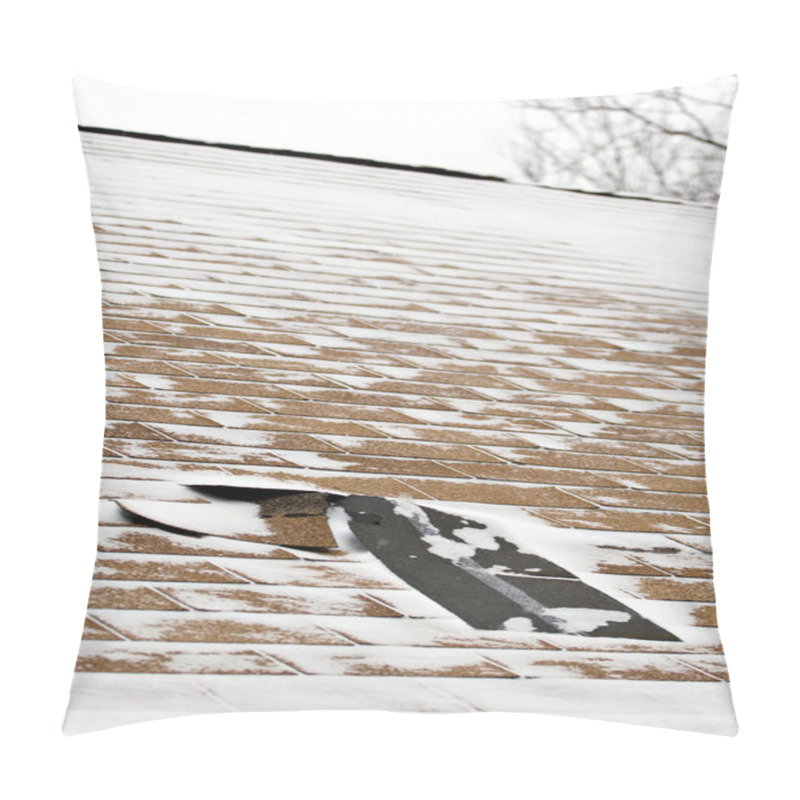 Personality  Winter Damaged Roof Shingles Pillow Covers