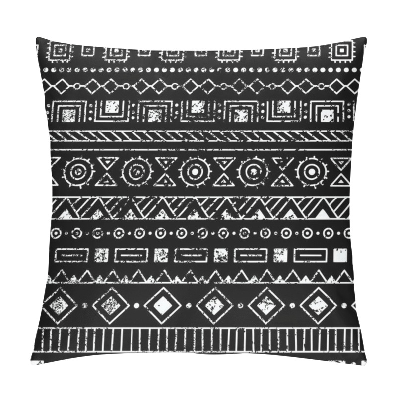 Personality  Seamless Ethnic Pattern. Tribal And Aztec Motifs. Grunge Texture Pillow Covers