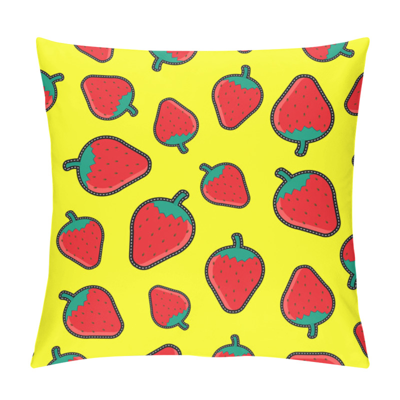 Personality  Seamless Background With Red Strawberry Patches Pillow Covers