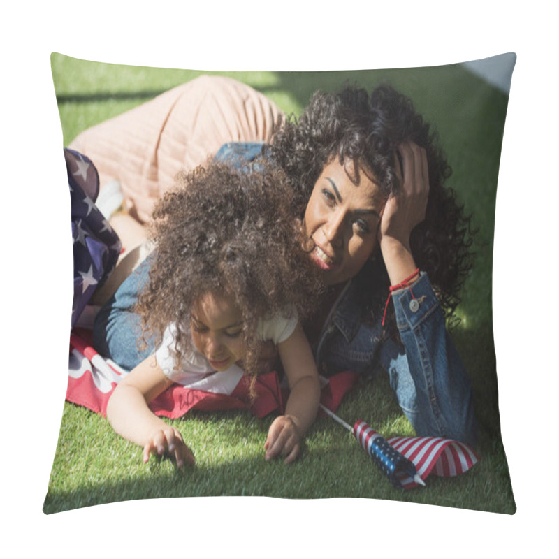 Personality  Woman With Daughter On American Flag Pillow Covers