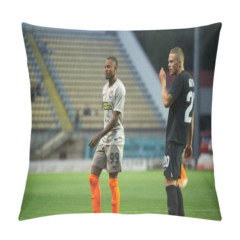 Personality  ZAPORIZHZHYA, UKRAINE - SEPTEMBER 20, 2020: Joel Abu Hanna Vs Fernando In Action During The Football Match Ukrainian Premiere League Zorya Luhansk Vs FC Shakhtar Donetsk Pillow Covers