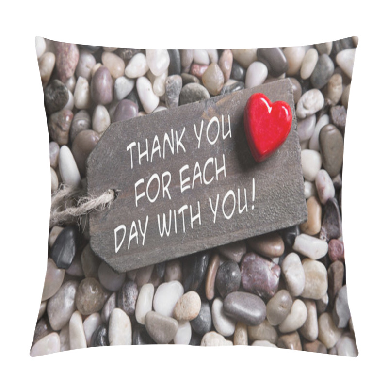 Personality  Thank You Greeting Card With A Red Heart And Text On Wooden Back Pillow Covers