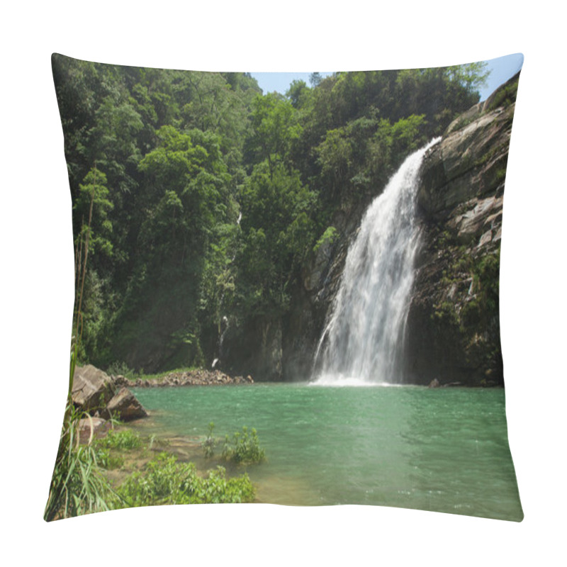 Personality  Waterfalls In Guangxi, China Pillow Covers