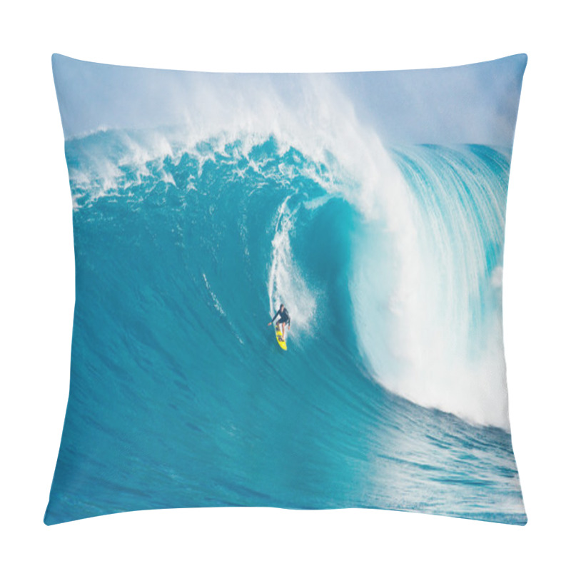 Personality  Surfer On Giant Wave Pillow Covers