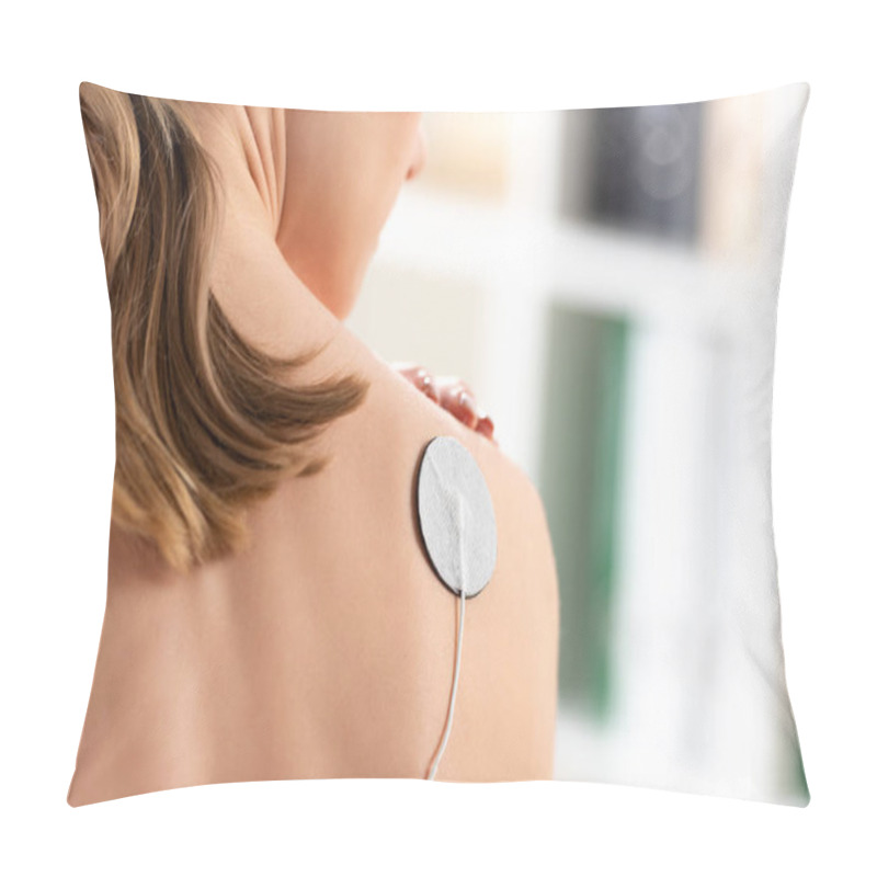 Personality  Back View Of Woman With Electrode On Shoulder During Electrotherapy In Clinic Pillow Covers