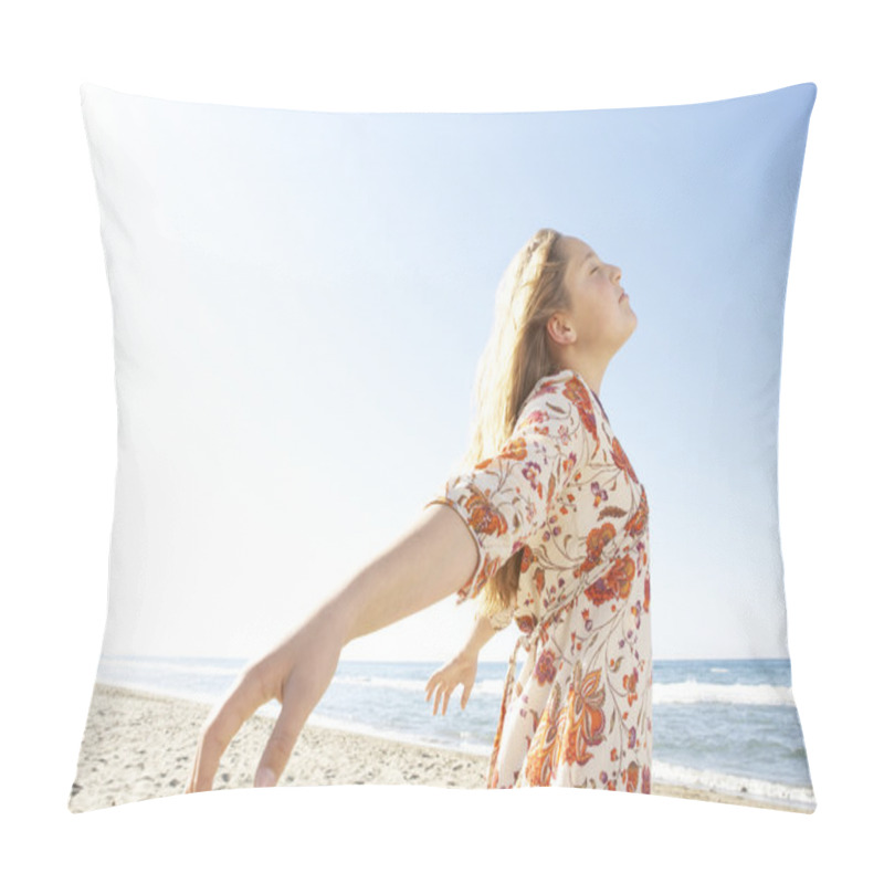 Personality  Girl Breathing Fresh Air While Standing By The Shore On A White Sand Beach. Pillow Covers