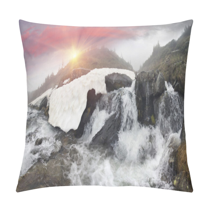 Personality  Source Of River Prut In Carpathian Mountains Pillow Covers