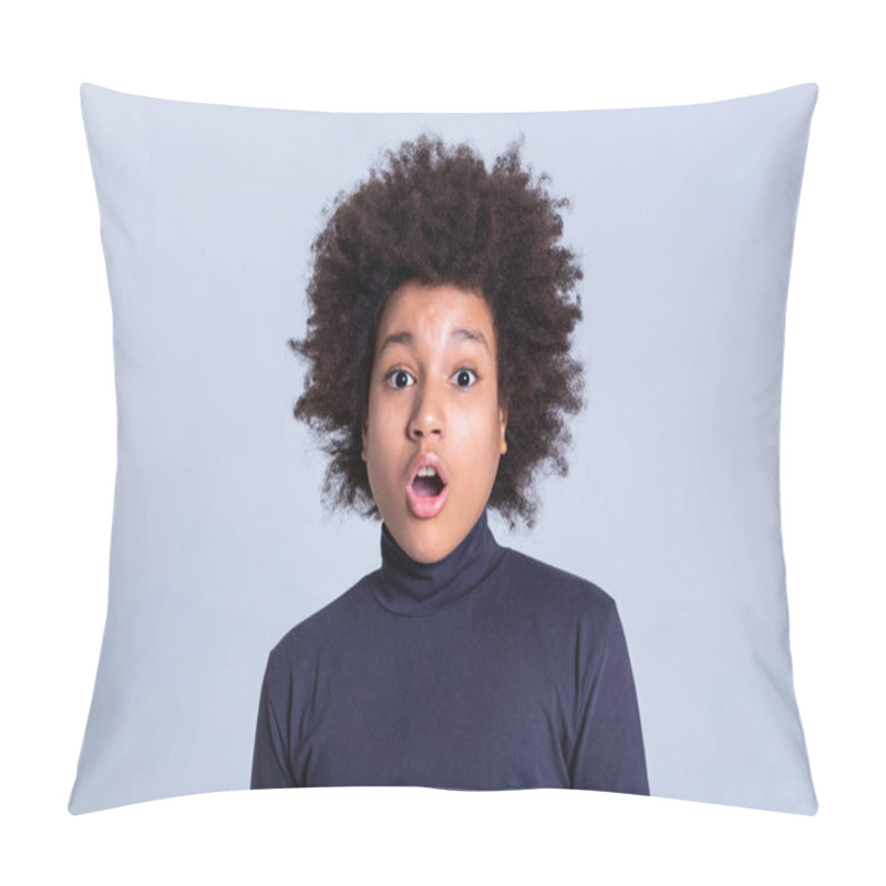 Personality  Dark-haired Curly Little Kid Being Shocked And Opening His Mouth Pillow Covers