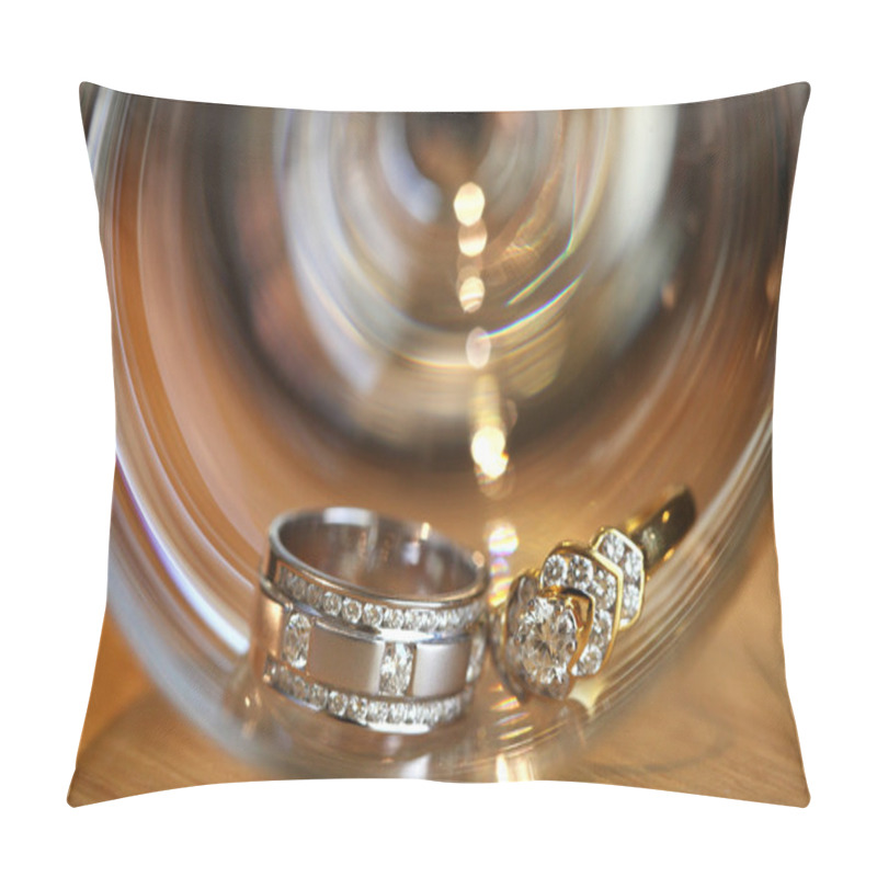 Personality  Couples Of Platinum Diamond Wedding Rings Pillow Covers