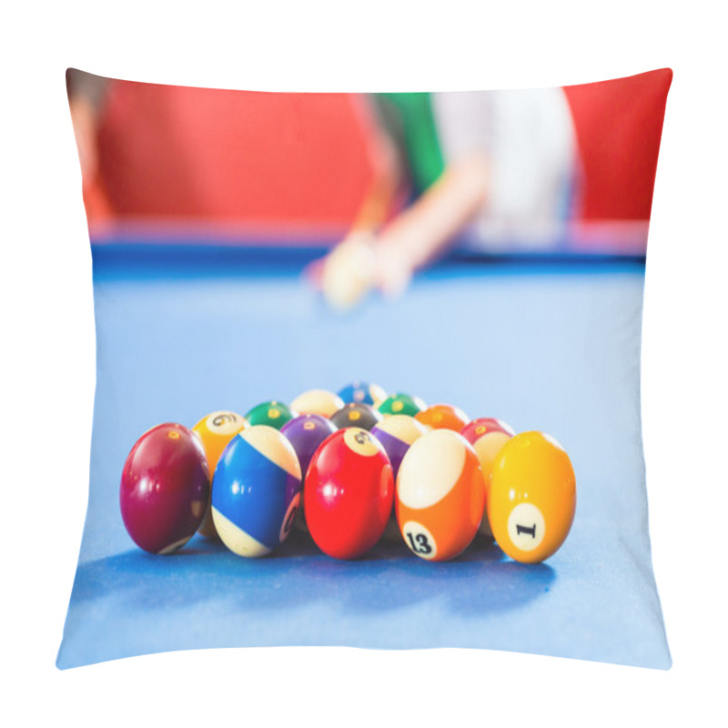 Personality  People Playing Pool Billiard Game Pillow Covers