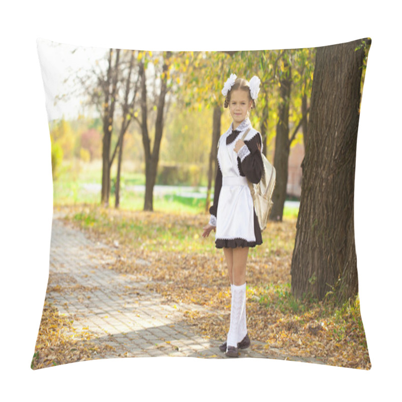 Personality  Portrait Of A Beautiful Young First-grader In A Festive School U Pillow Covers