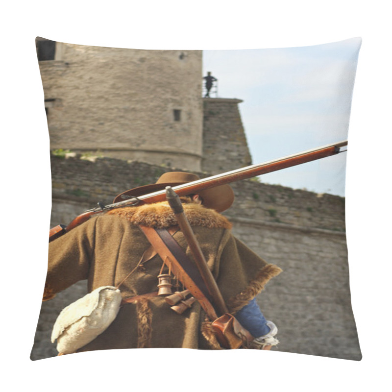 Personality  Musketeer Against The Backdrop Of The Castle Pillow Covers