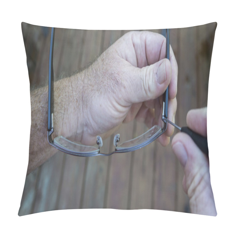 Personality  Using A Precision Screwdriver To Tighten Screw On Glasses Pillow Covers